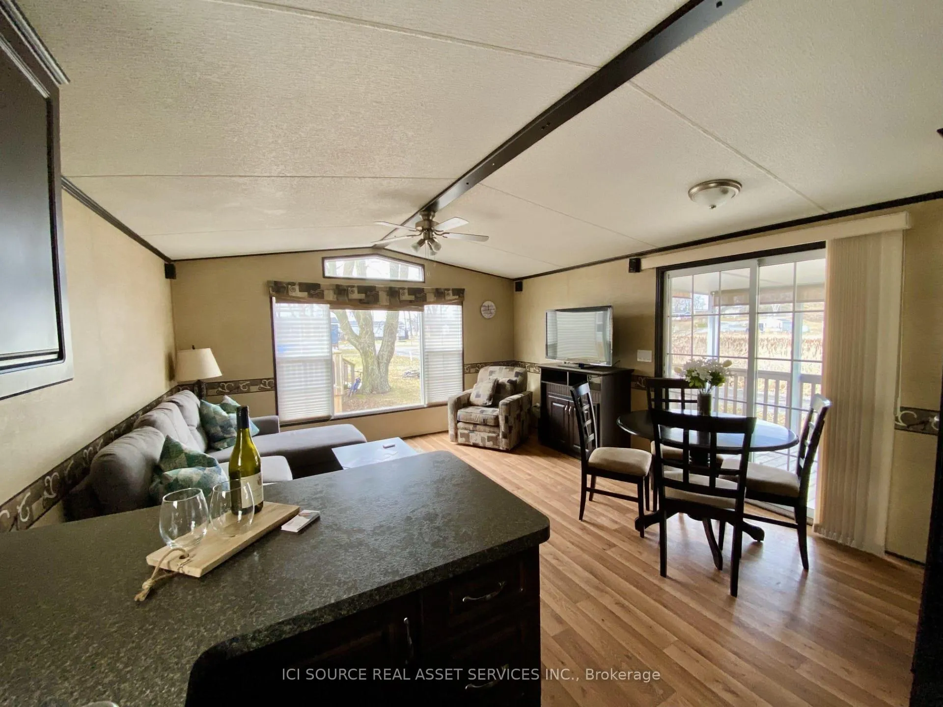 Photo 5 of Unit TPL08, 486 County Road 18, Prince Edward County, Athol Ward — HOMEH