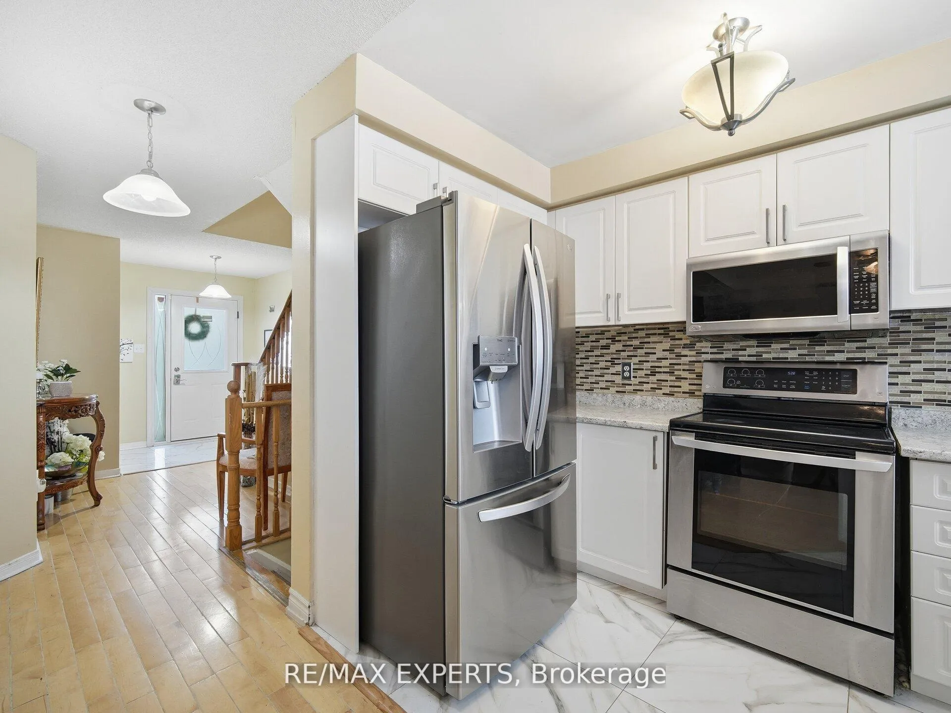 Photo 8 of 70 Twin Pines Crescent, Brampton, Northwest Sandalwood Parkway — HOMEH