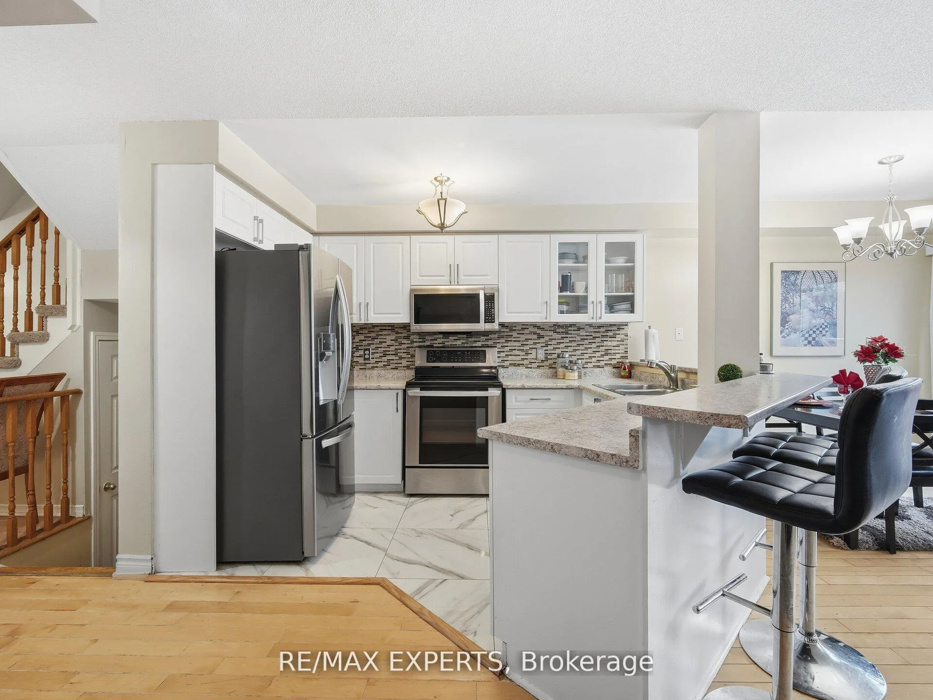 Photo 10 of 70 Twin Pines Crescent, Brampton, Northwest Sandalwood Parkway — HOMEH