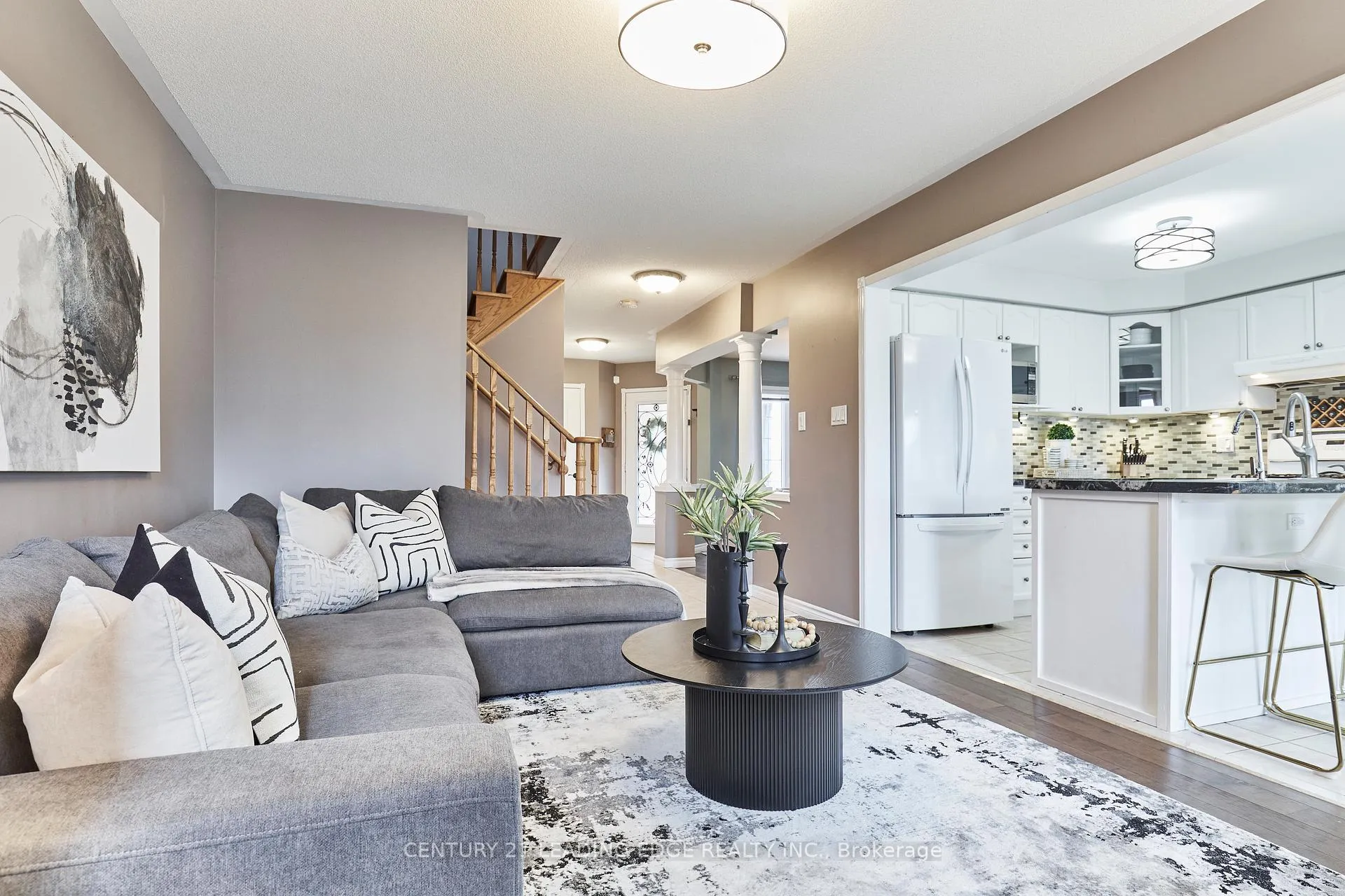 Photo 12 of 31 Aster Crescent, Whitby, Brooklin — HOMEH