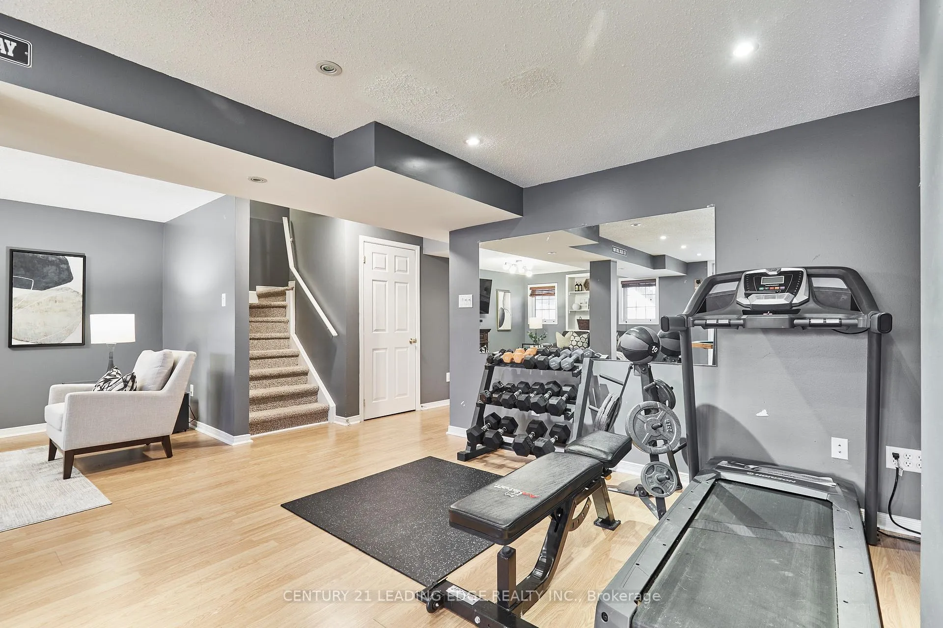 Photo 35 of 31 Aster Crescent, Whitby, Brooklin — HOMEH
