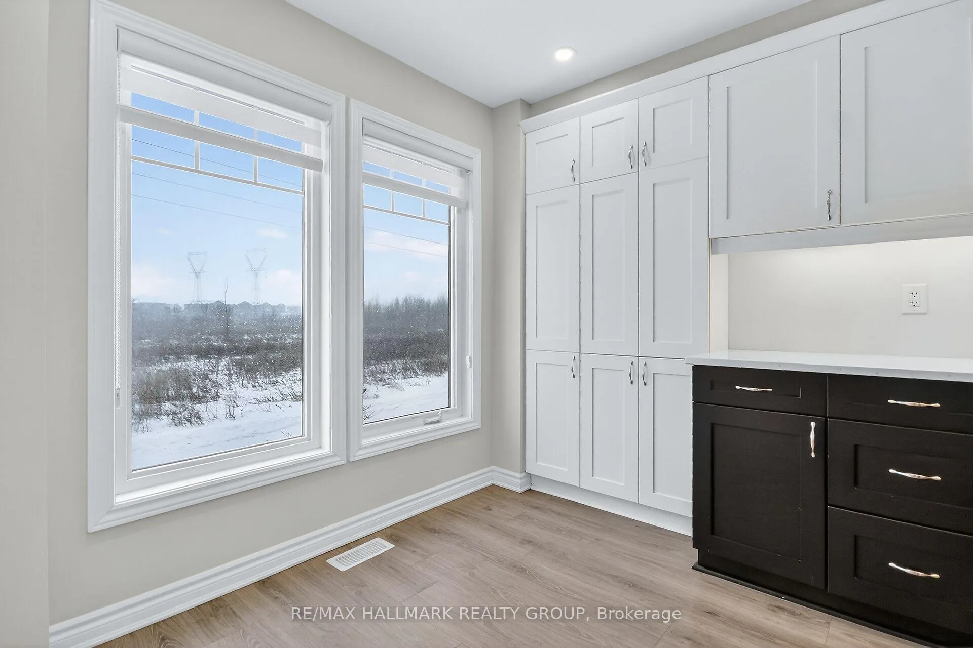 Photo 22 of 232 Clintonia Street, Ottawa, Kanata - Emerald Meadows/Trailwest — HOMEH