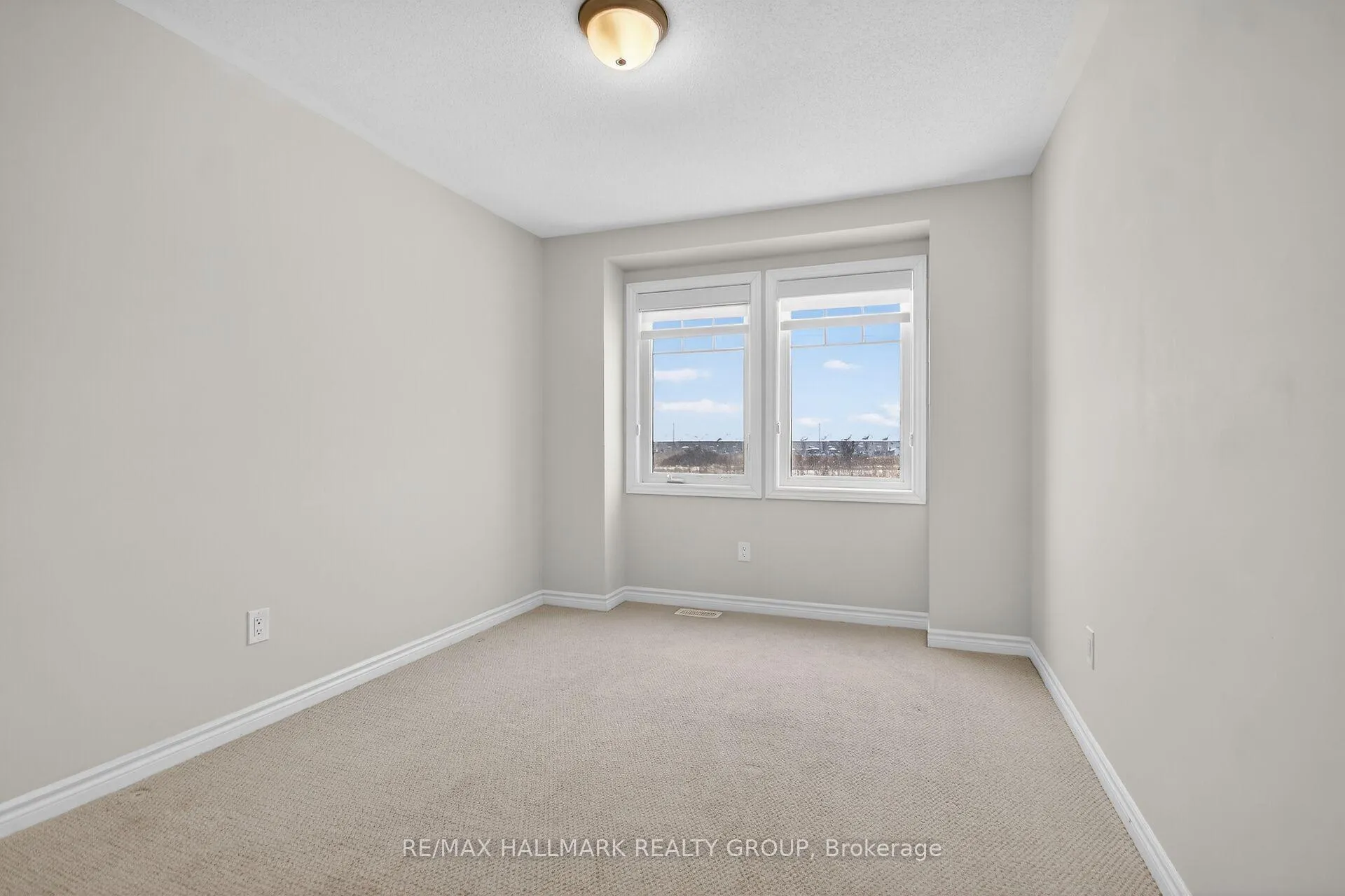 Photo 30 of 232 Clintonia Street, Ottawa, Kanata - Emerald Meadows/Trailwest — HOMEH