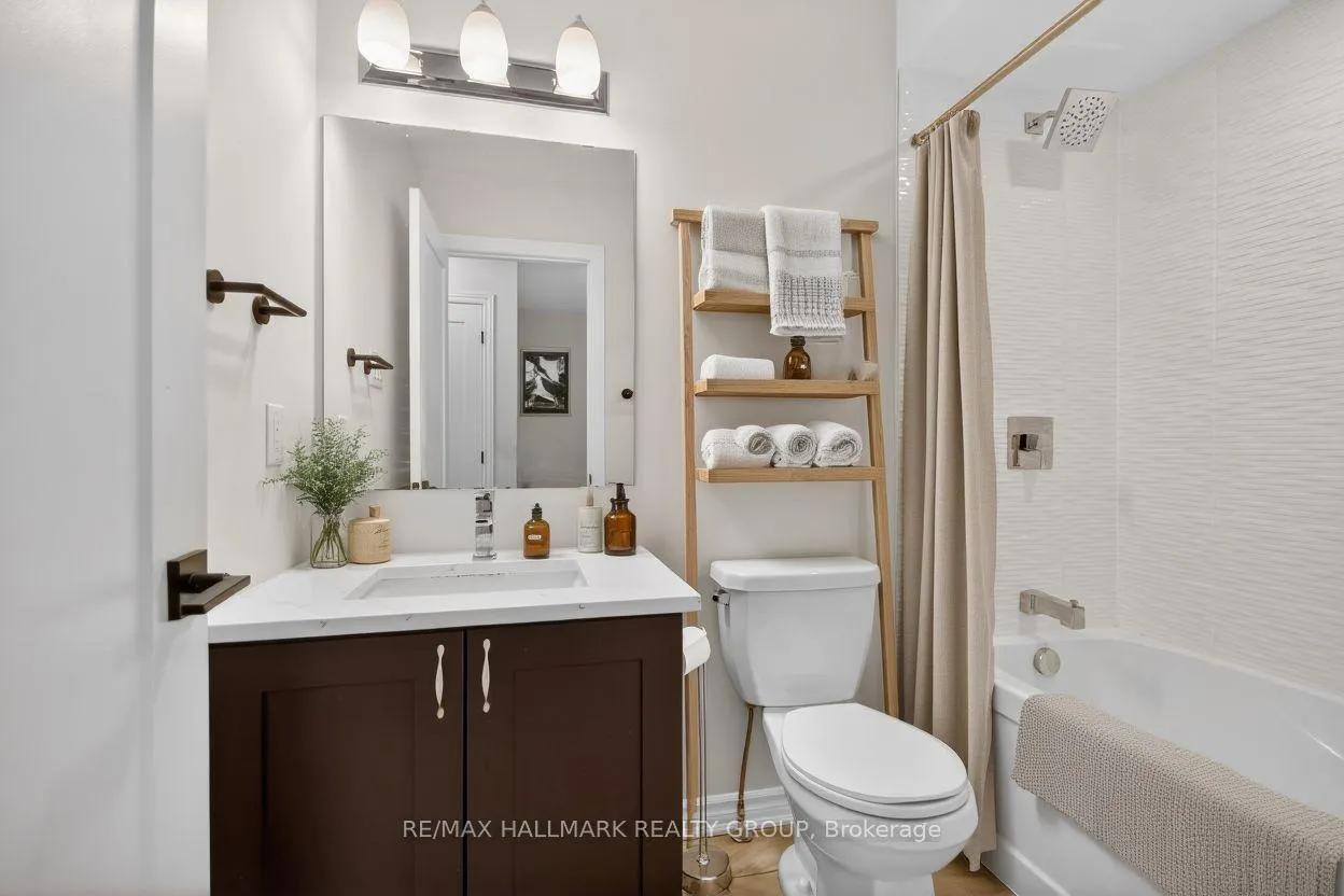 Photo 33 of 232 Clintonia Street, Ottawa, Kanata - Emerald Meadows/Trailwest — HOMEH