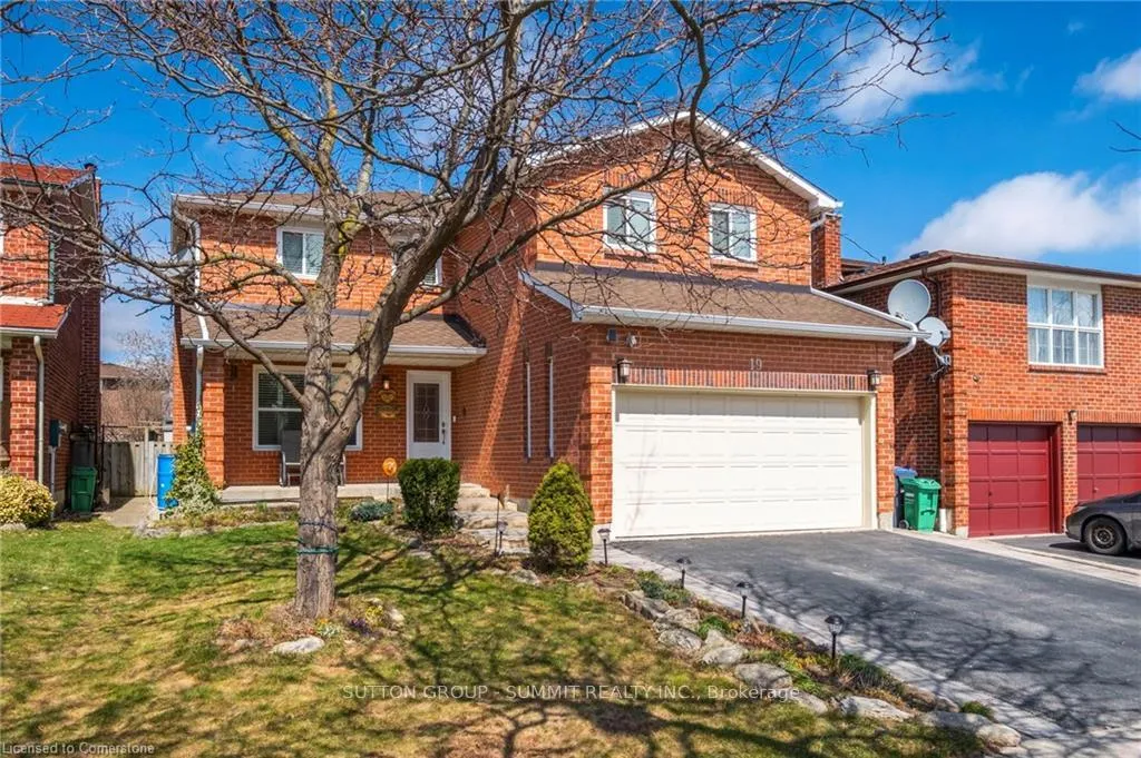 Photo 2 of 19 Berwick Avenue, Brampton, Heart Lake West — HOMEH