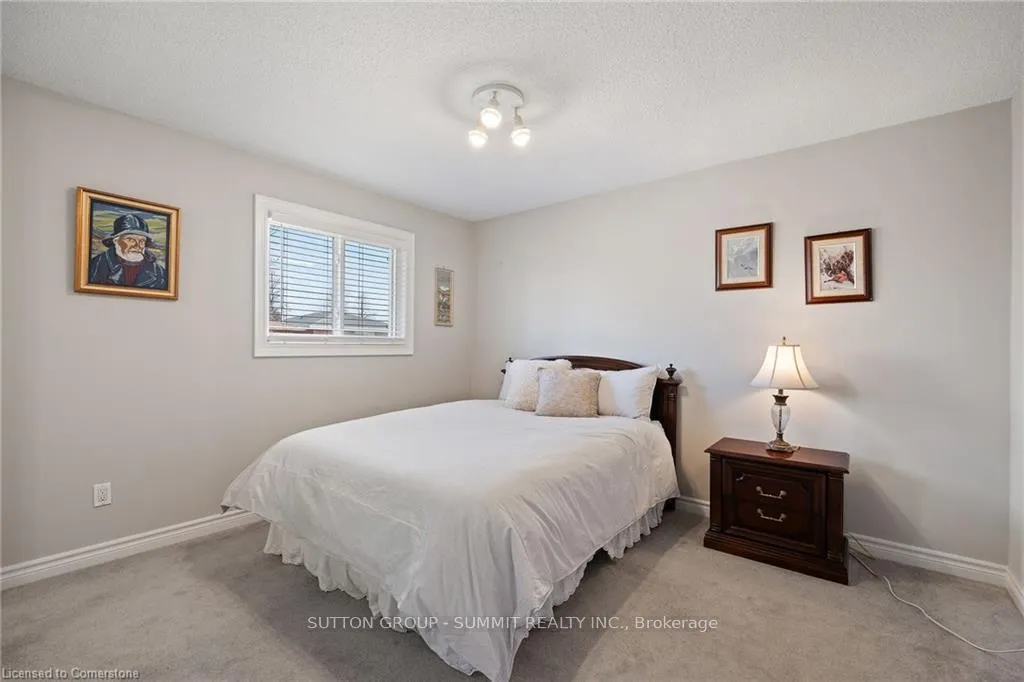 Photo 25 of 19 Berwick Avenue, Brampton, Heart Lake West — HOMEH