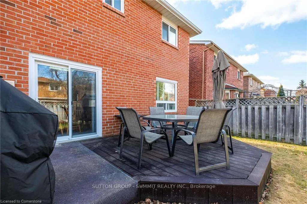 Photo 33 of 19 Berwick Avenue, Brampton, Heart Lake West — HOMEH