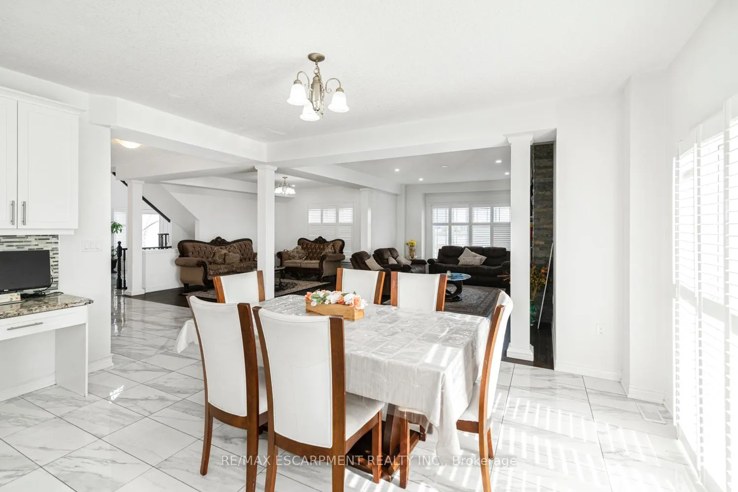 Photo 15 of 4 Dolomiti Court, Hamilton, Stoney Creek — HOMEH
