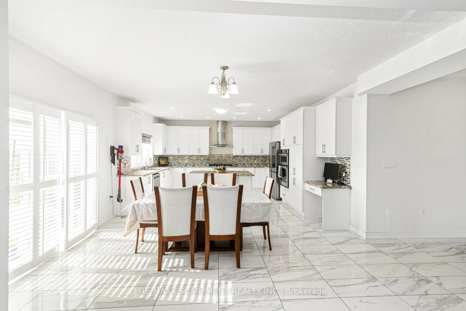 Photo 20 of 4 Dolomiti Court, Hamilton, Stoney Creek — HOMEH
