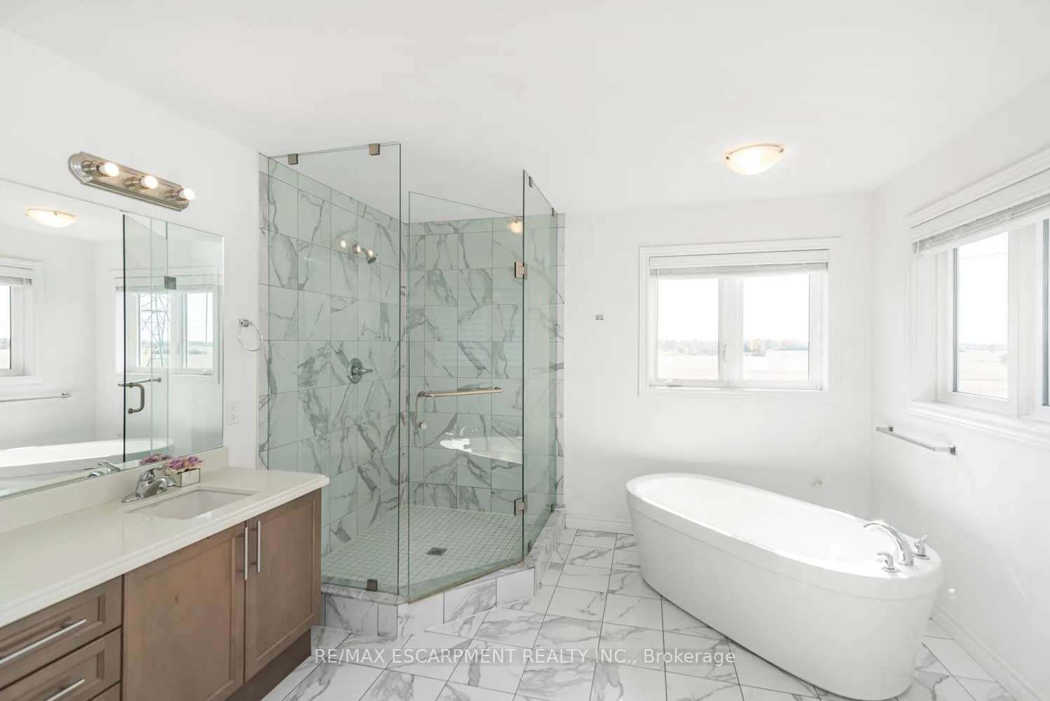 Photo 39 of 4 Dolomiti Court, Hamilton, Stoney Creek — HOMEH