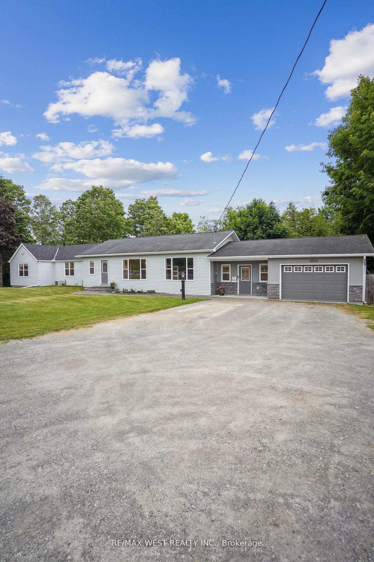 Photo 1 of 1869 Bloor Street, Clarington, Rural Clarington — HOMEH