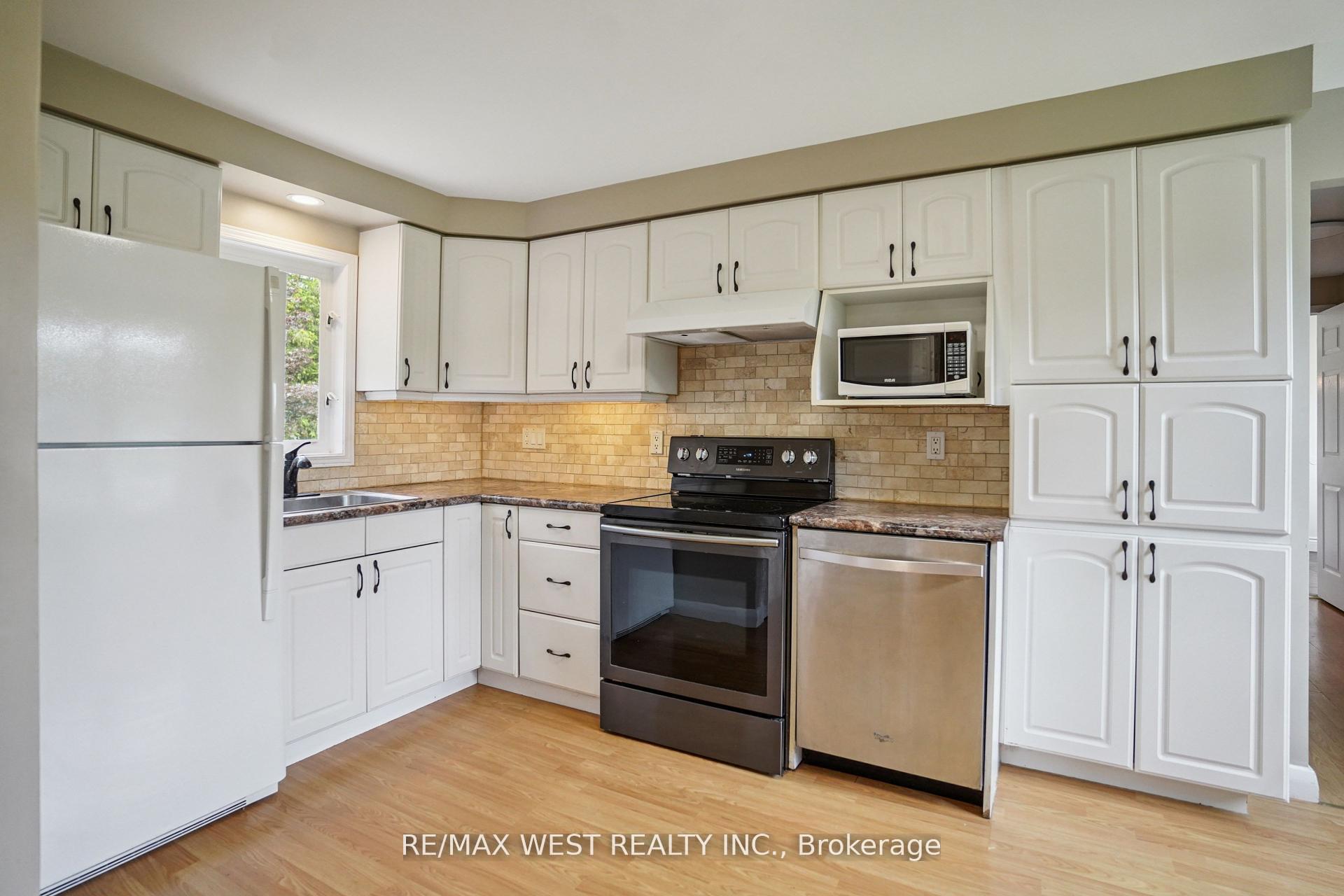 Photo 6 of 1869 Bloor Street, Clarington, Rural Clarington — HOMEH