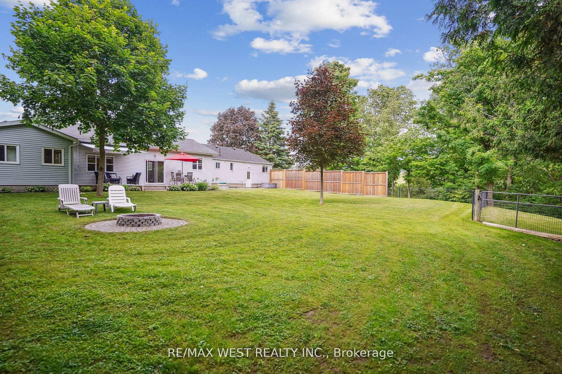 Photo 15 of 1869 Bloor Street, Clarington, Rural Clarington — HOMEH