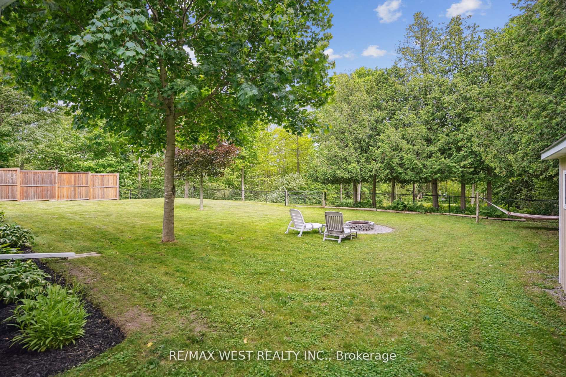 Photo 16 of 1869 Bloor Street, Clarington, Rural Clarington — HOMEH