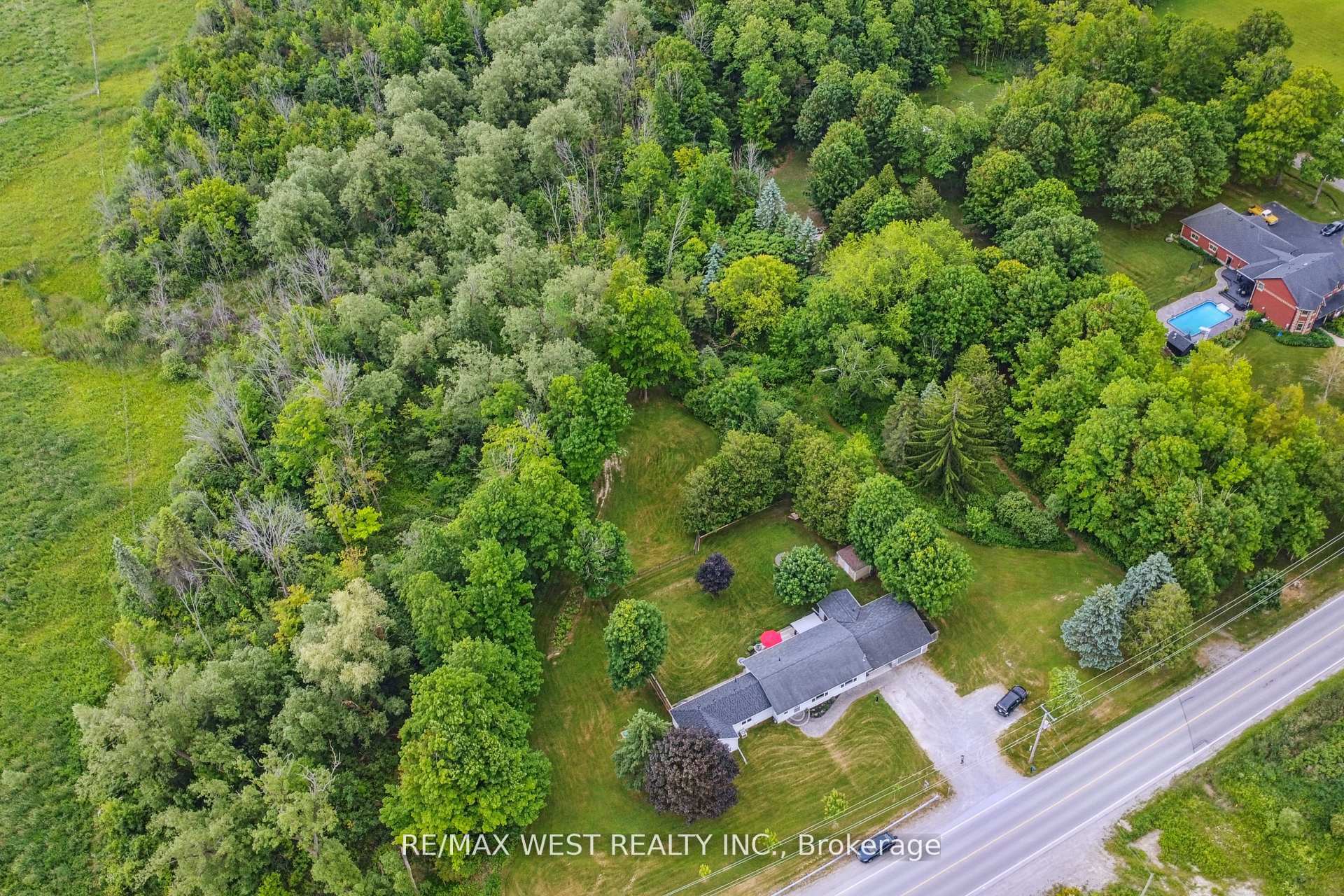 Photo 24 of 1869 Bloor Street, Clarington, Rural Clarington — HOMEH