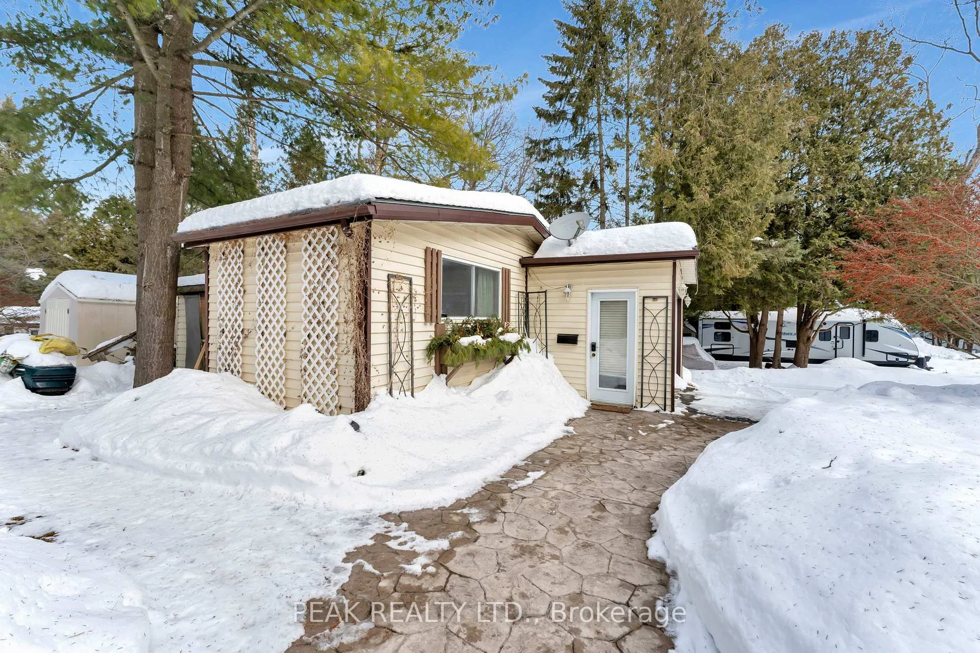 Photo 33 of Unit 523, 673 Brant-Waterloo Road, Waterloo — HOMEH