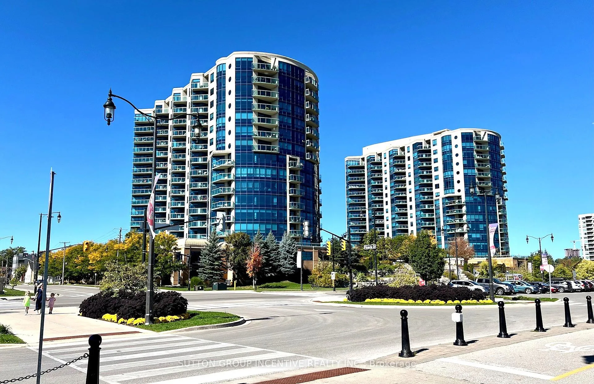 Photo 1 of Unit 1210, 37 Ellen Street, Barrie, City Centre — HOMEH