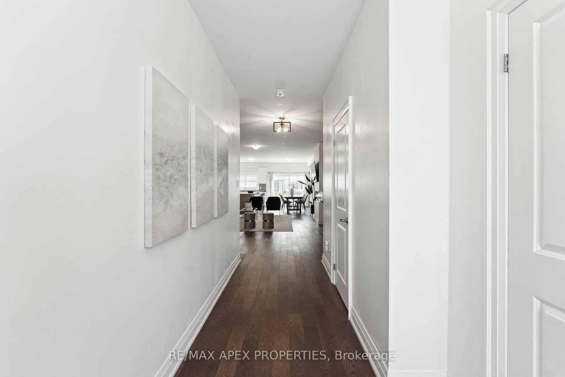 Photo 3 of 4 Lollard Way, Brampton, Bram West — HOMEH