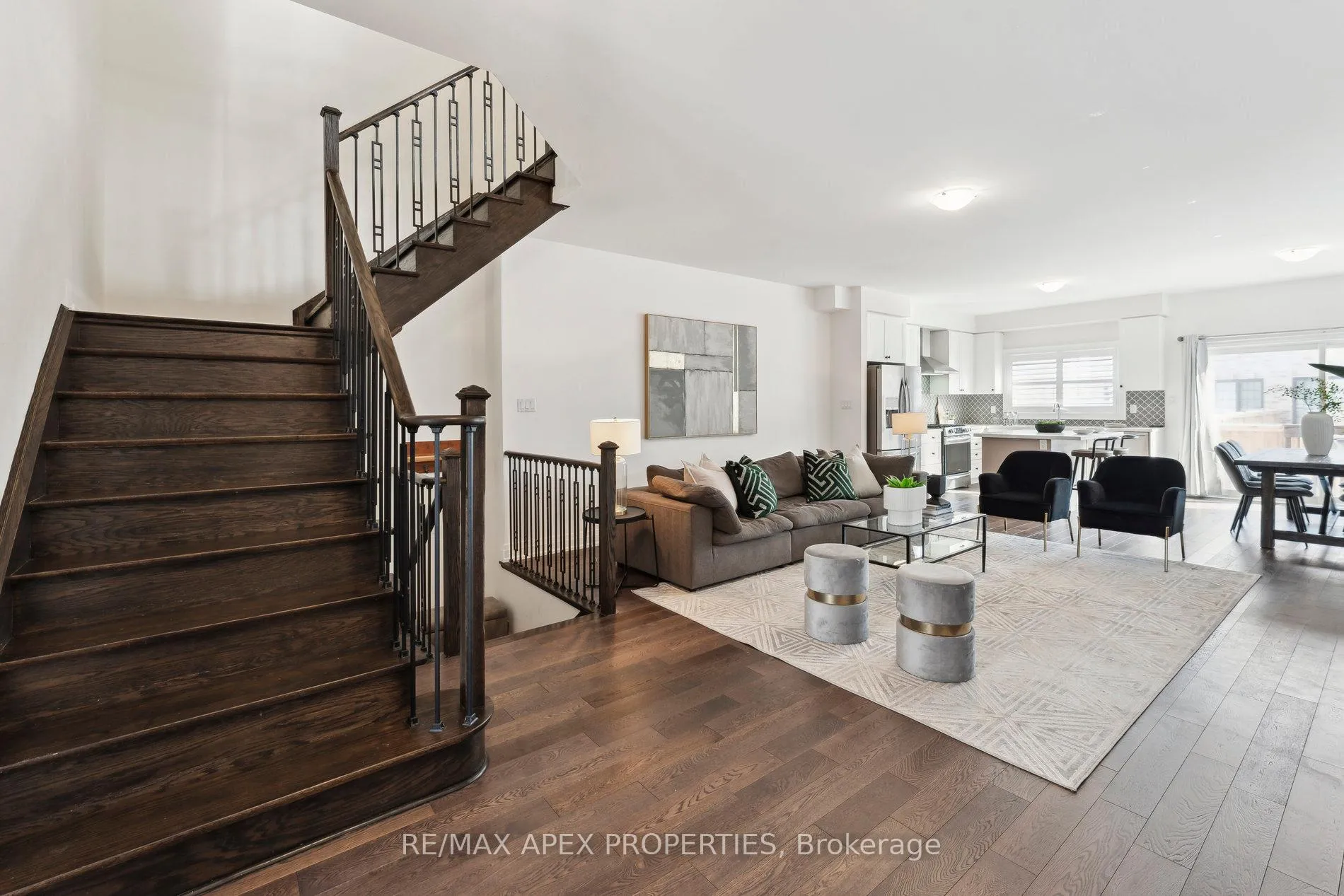 Photo 5 of 4 Lollard Way, Brampton, Bram West — HOMEH