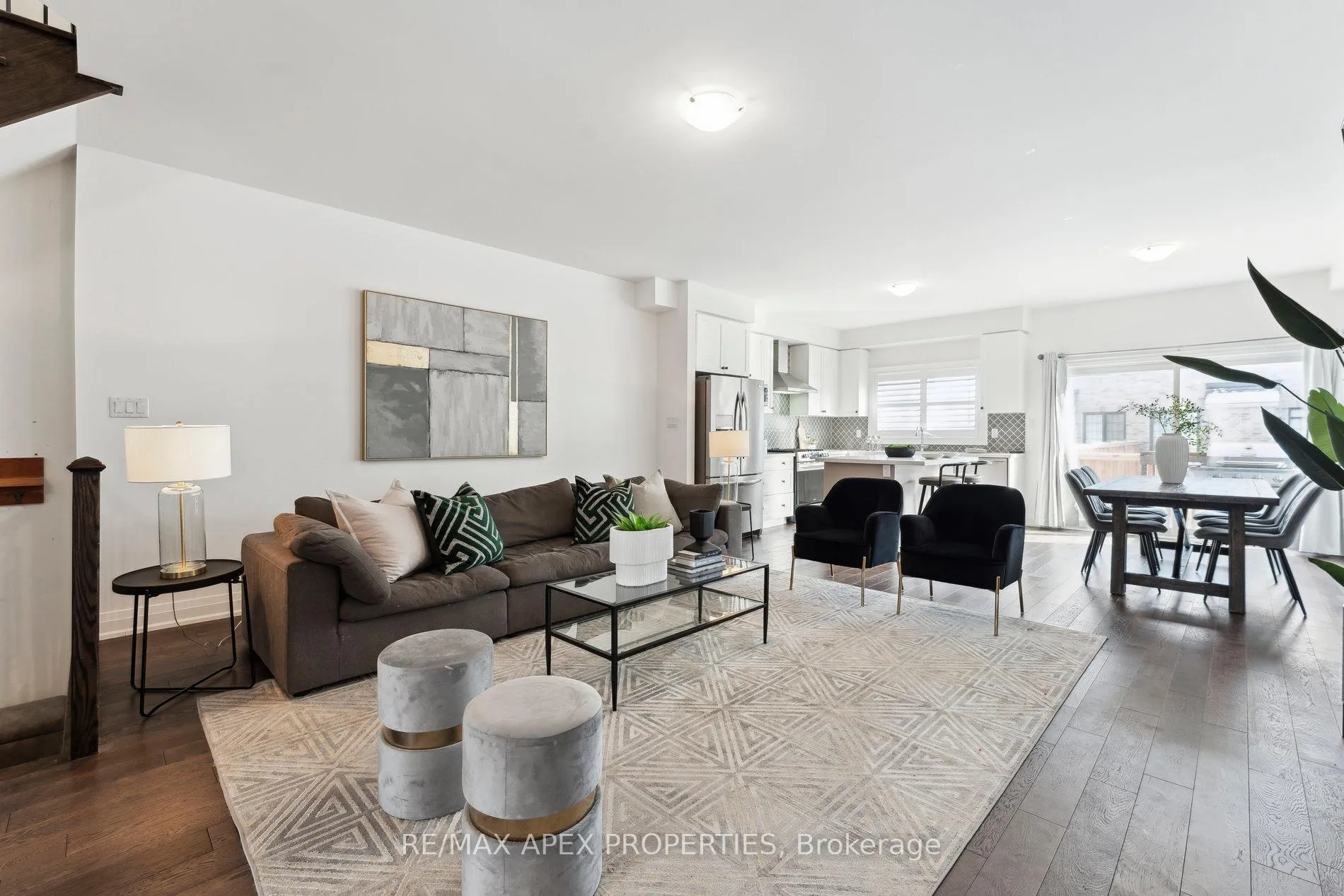 Photo 6 of 4 Lollard Way, Brampton, Bram West — HOMEH