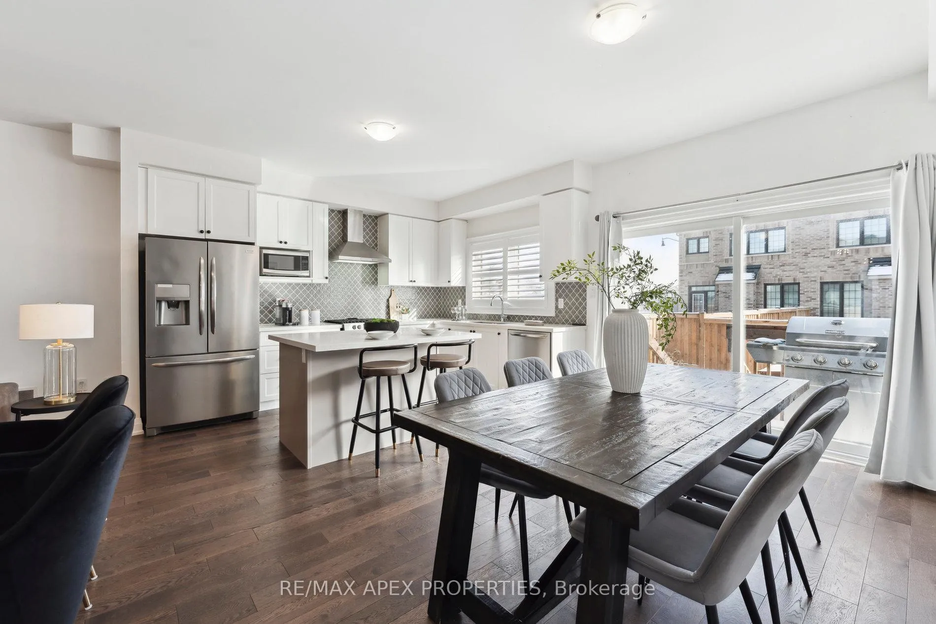 Photo 8 of 4 Lollard Way, Brampton, Bram West — HOMEH