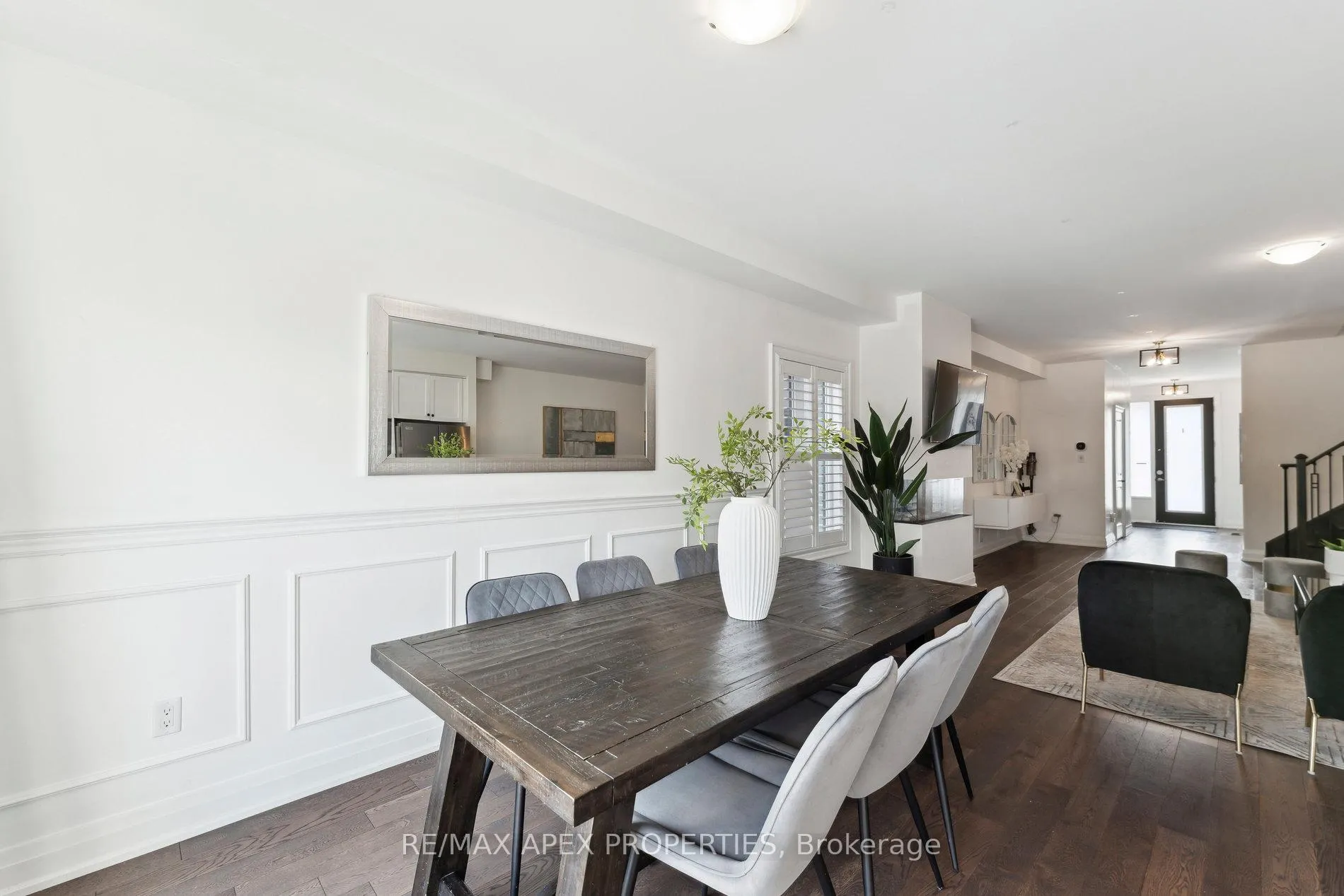 Photo 13 of 4 Lollard Way, Brampton, Bram West — HOMEH