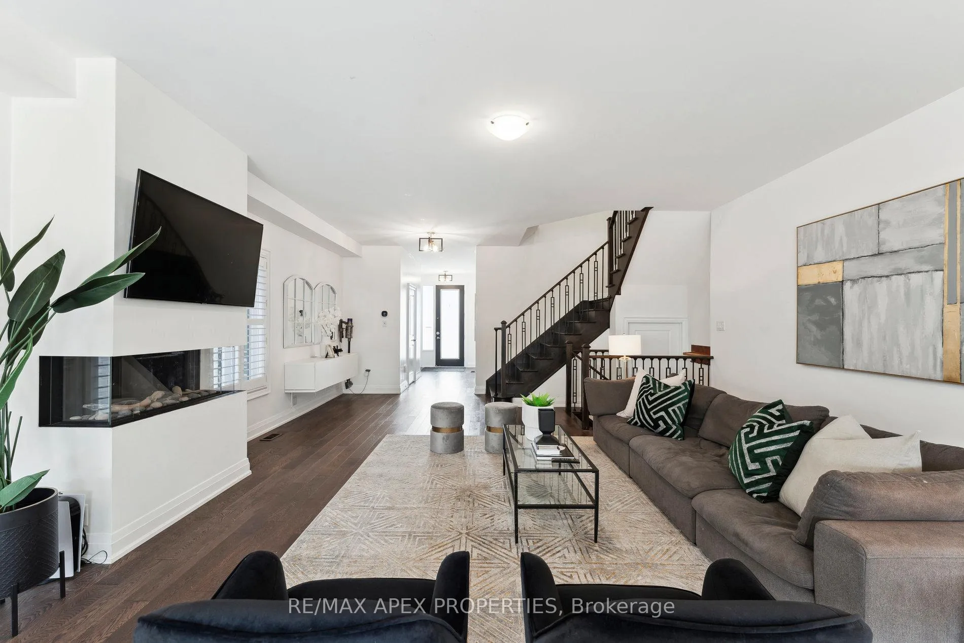 Photo 14 of 4 Lollard Way, Brampton, Bram West — HOMEH