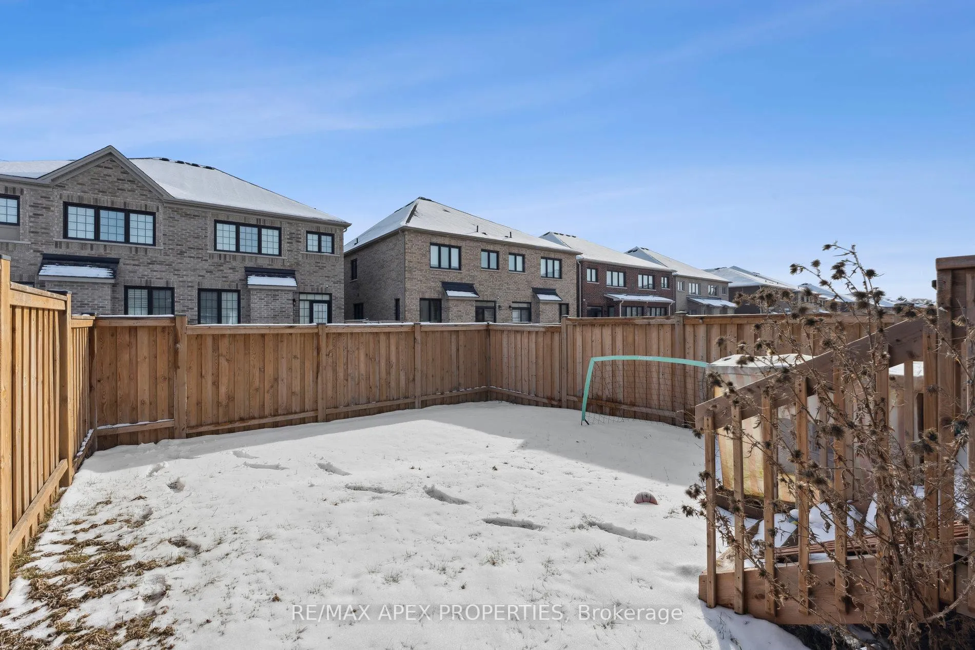 Photo 31 of 4 Lollard Way, Brampton, Bram West — HOMEH