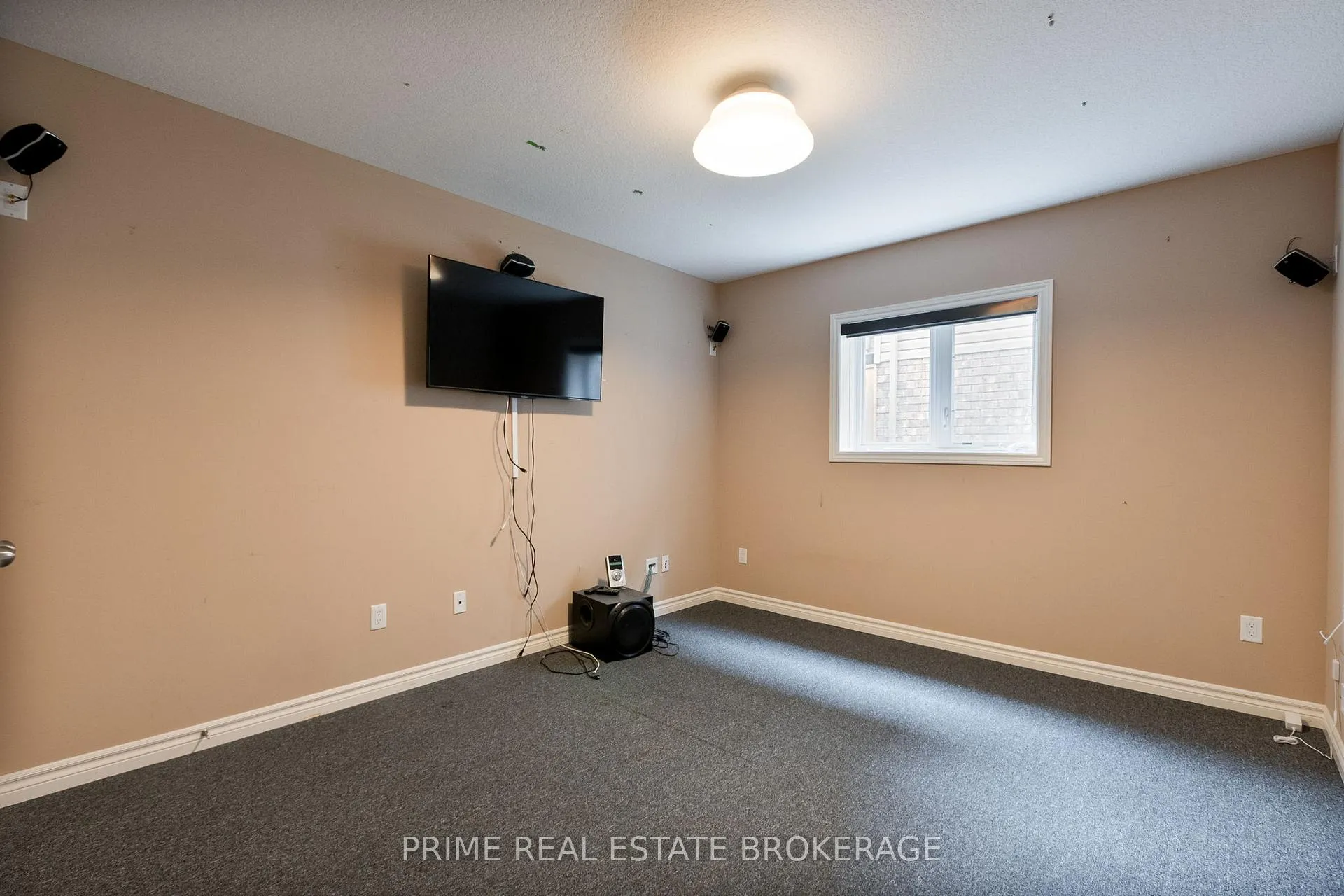 Photo 27 of 43 Bridle Path, Strathroy-Caradoc, SW — HOMEH