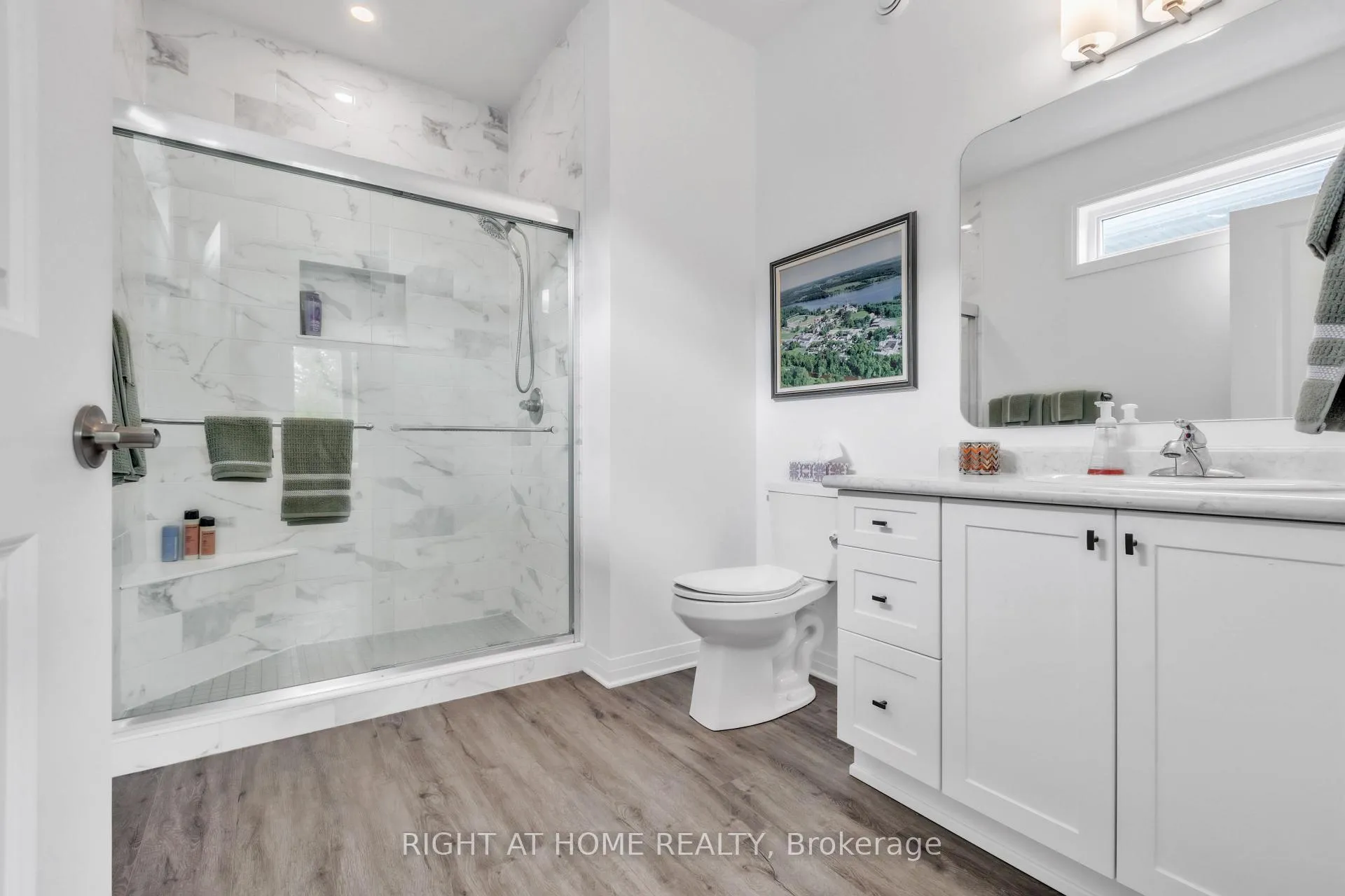 Photo 12 of 92 Tom Gavinski Street, Arnprior — HOMEH
