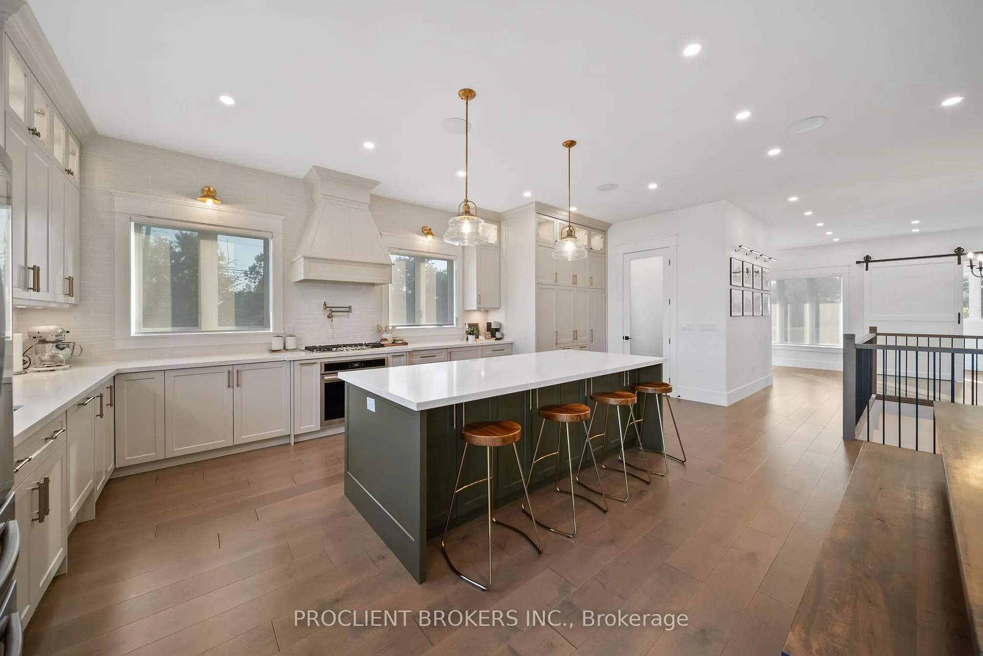 Photo 13 of 10223 Guelph Line, Milton, Rural Milton West — HOMEH