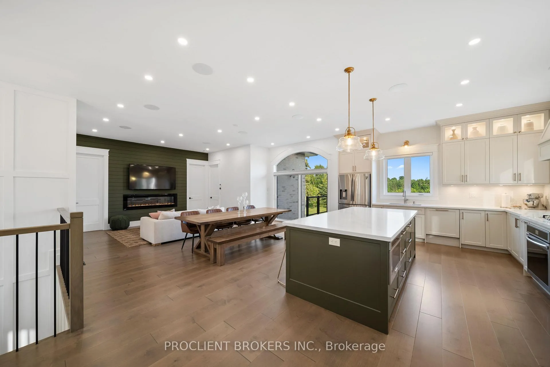 Photo 18 of 10223 Guelph Line, Milton, Rural Milton West — HOMEH