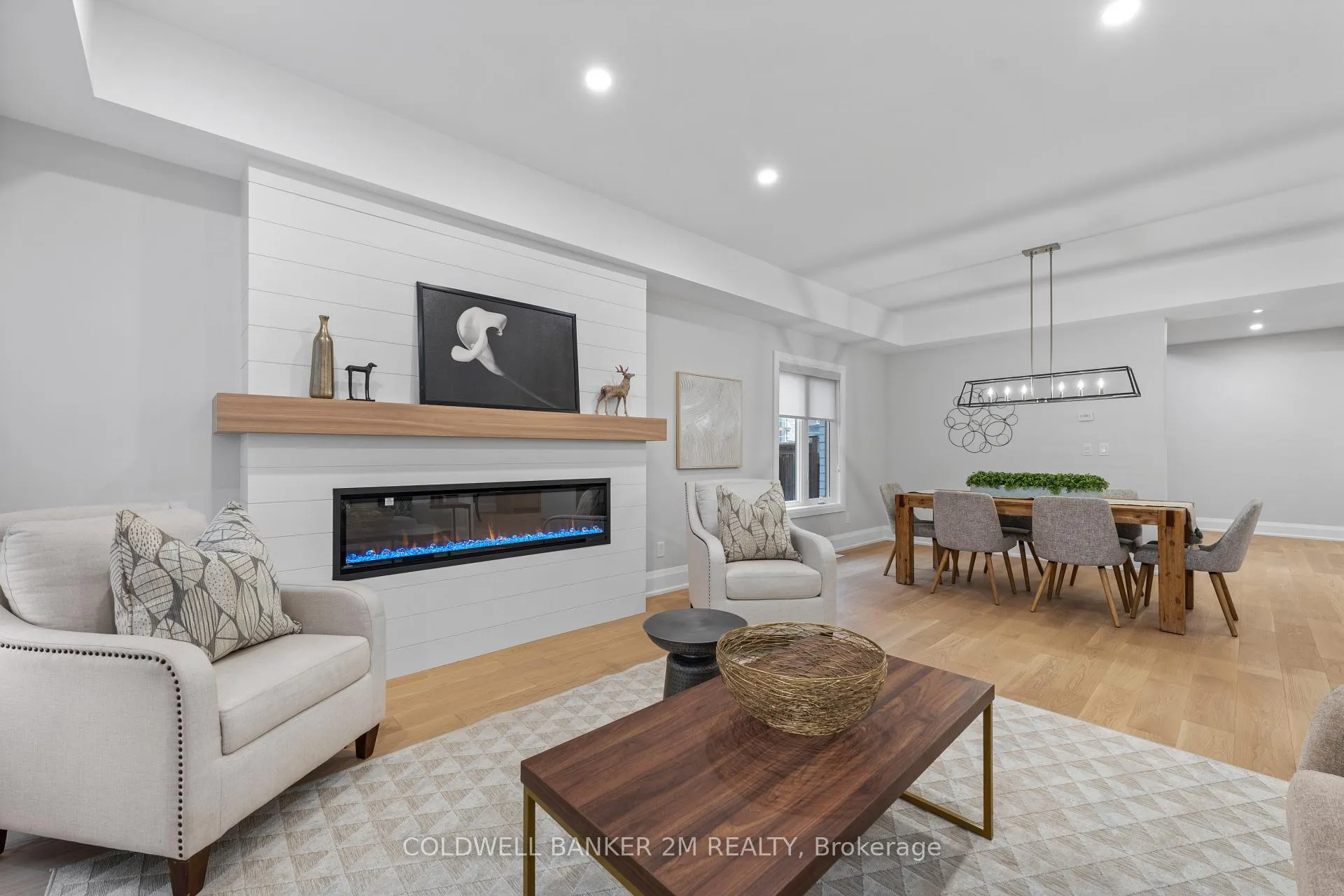 Photo 10 of 48 St. Augustine Drive, Whitby, Brooklin — HOMEH