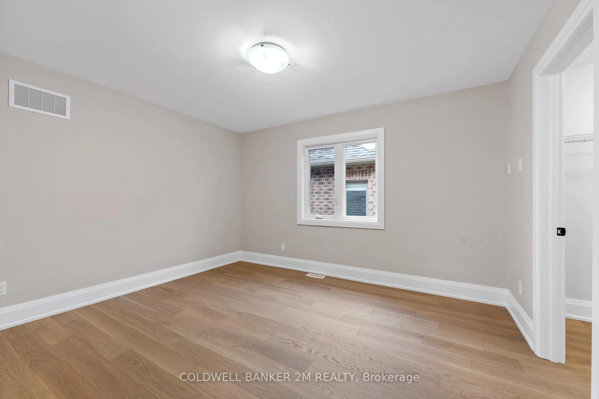 Photo 19 of 48 St. Augustine Drive, Whitby, Brooklin — HOMEH