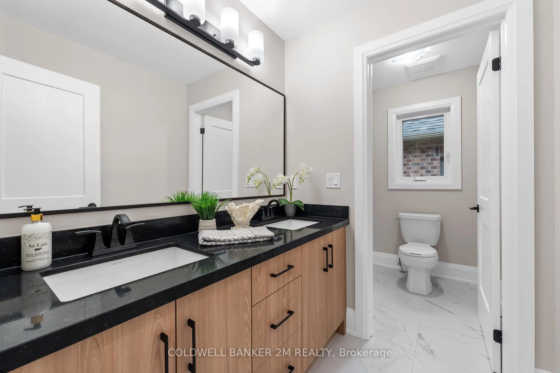 Photo 21 of 48 St. Augustine Drive, Whitby, Brooklin — HOMEH