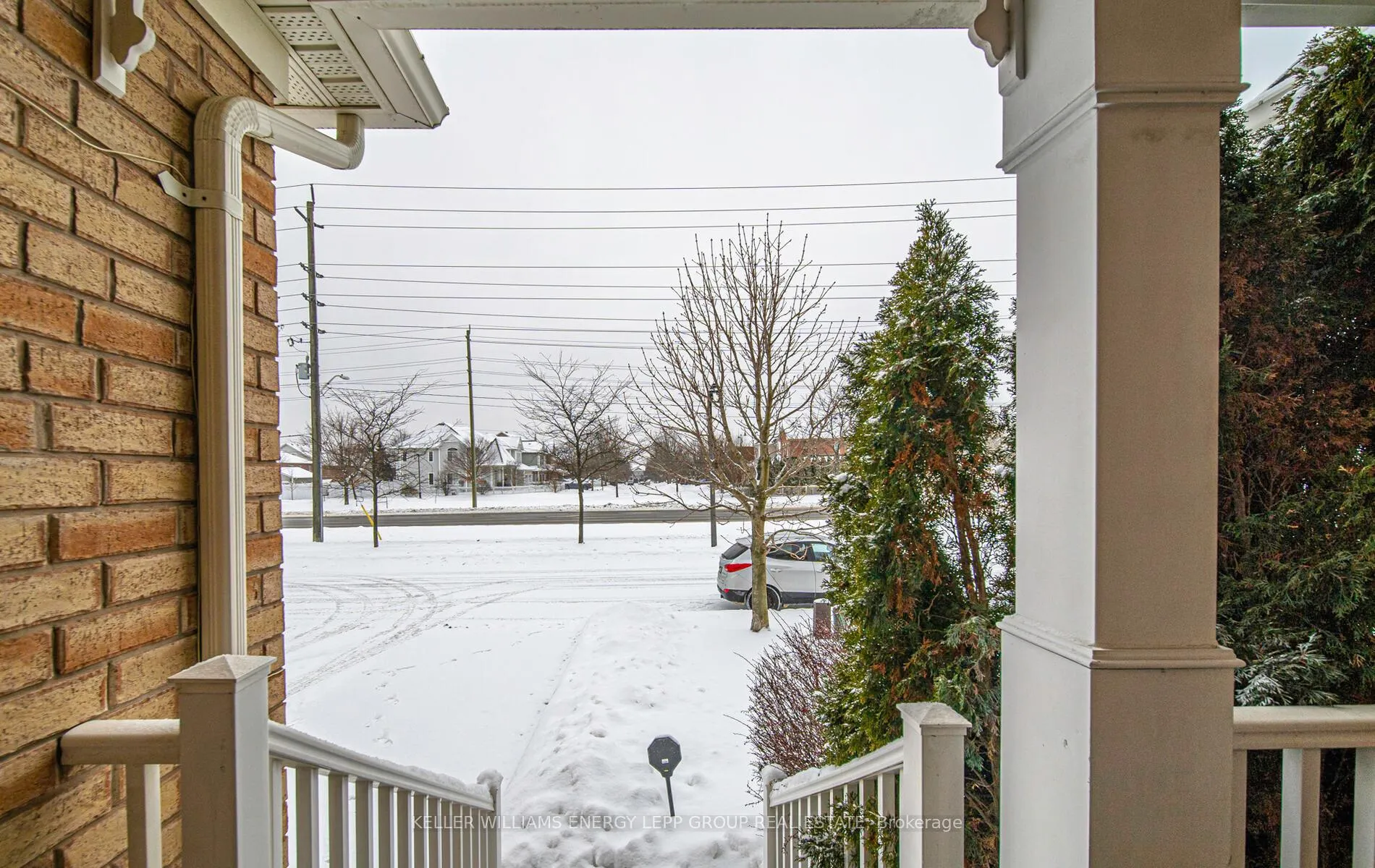 Photo 5 of 92 Shrewsbury Drive, Whitby, Brooklin — HOMEH