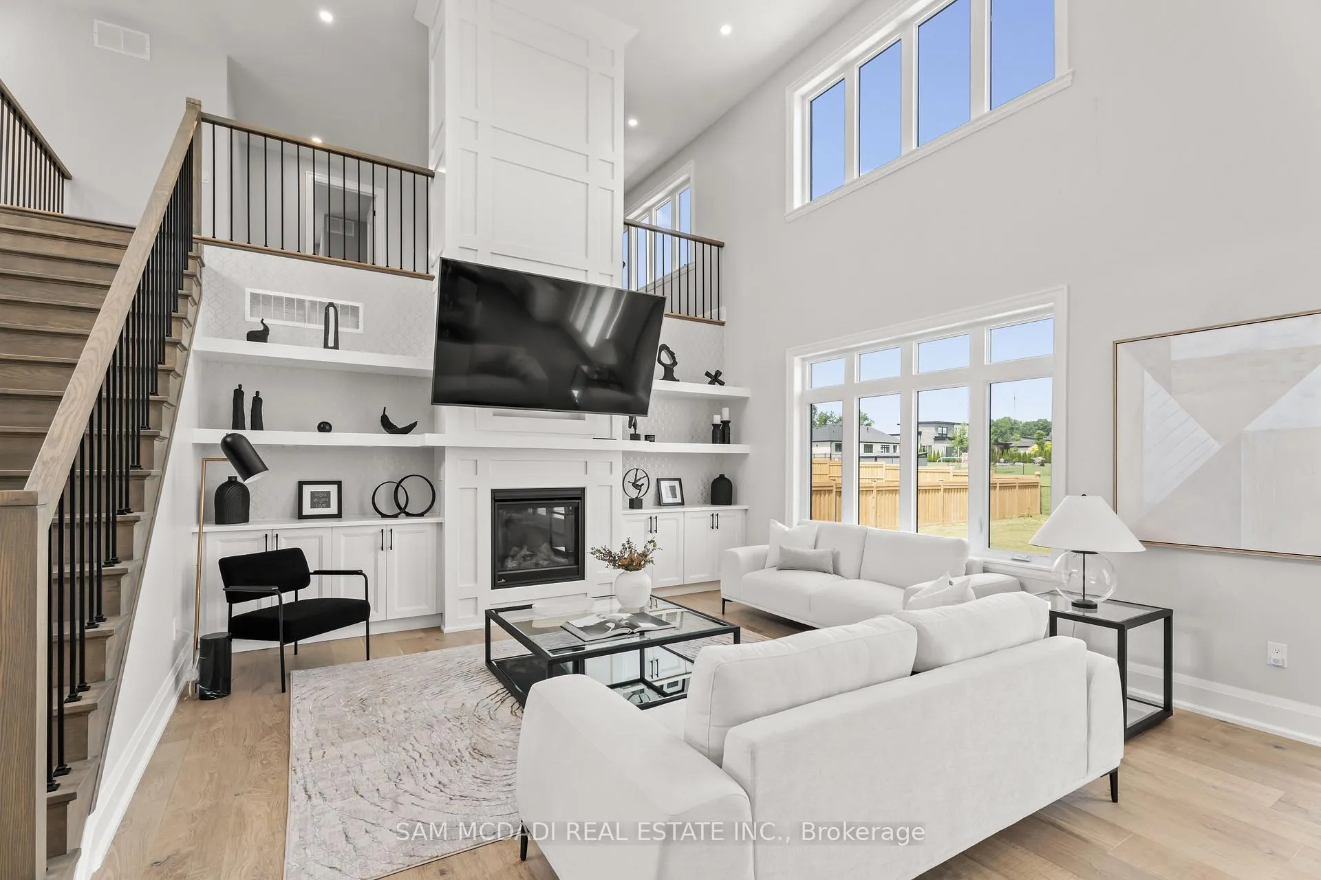 Photo 8 of 46 Charles Tilley Crescent, Clarington, Rural Clarington — HOMEH