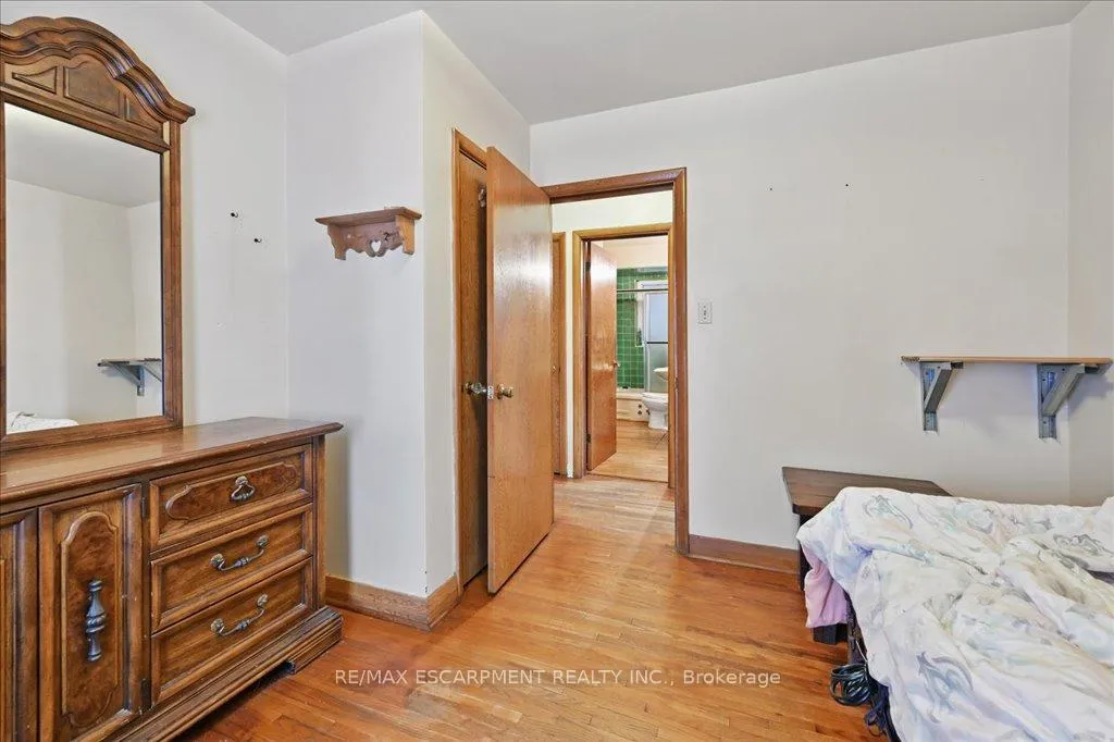 Photo 14 of 503 Upper Gage Avenue, Hamilton, Sunninghill — HOMEH