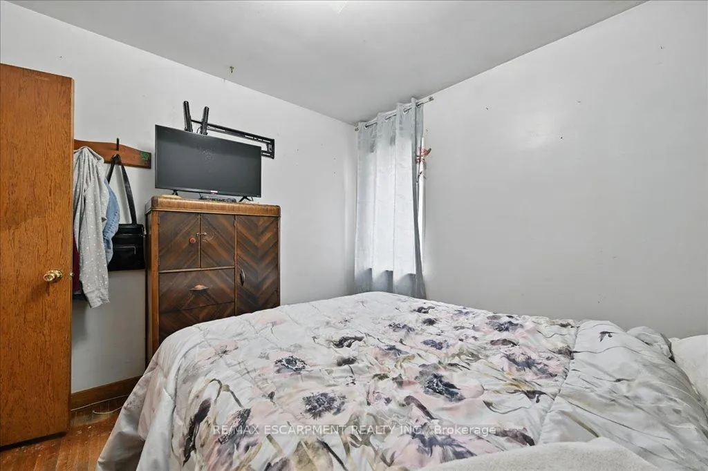 Photo 17 of 503 Upper Gage Avenue, Hamilton, Sunninghill — HOMEH