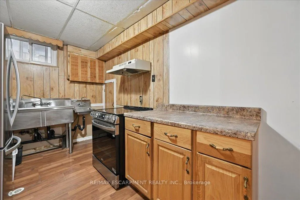 Photo 32 of 503 Upper Gage Avenue, Hamilton, Sunninghill — HOMEH