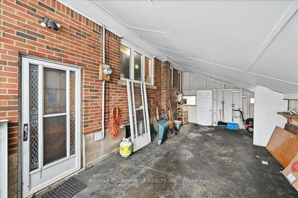 Photo 34 of 503 Upper Gage Avenue, Hamilton, Sunninghill — HOMEH
