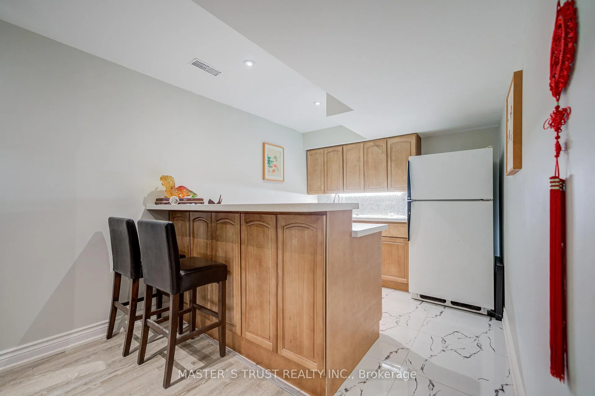 Photo 33 of 72 Rose Way, Markham, Markham Village — HOMEH