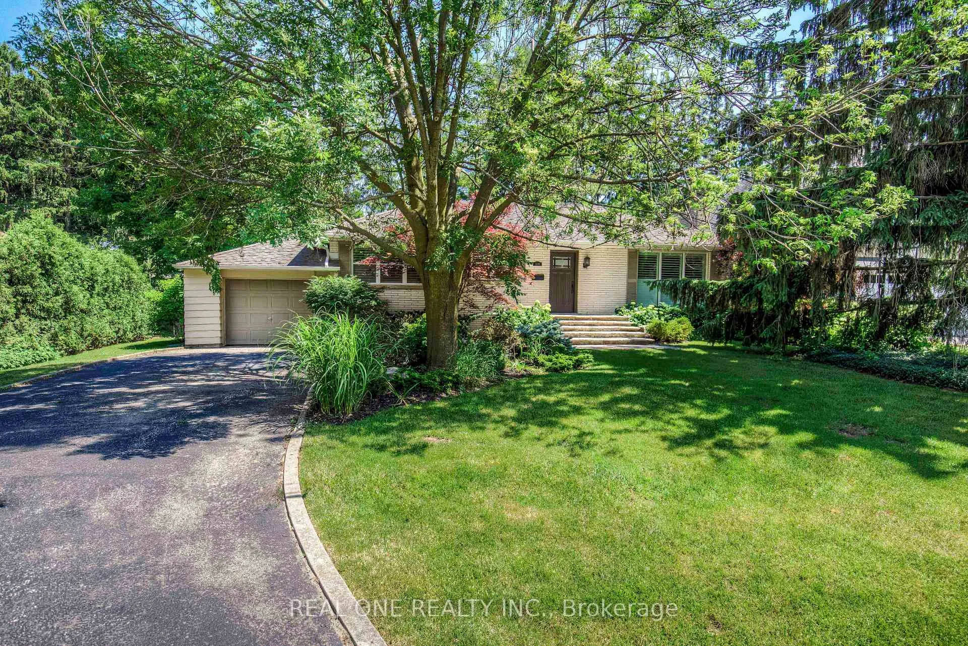Photo 1 of 2030 Duncan Road, Oakville, Ford — HOMEH