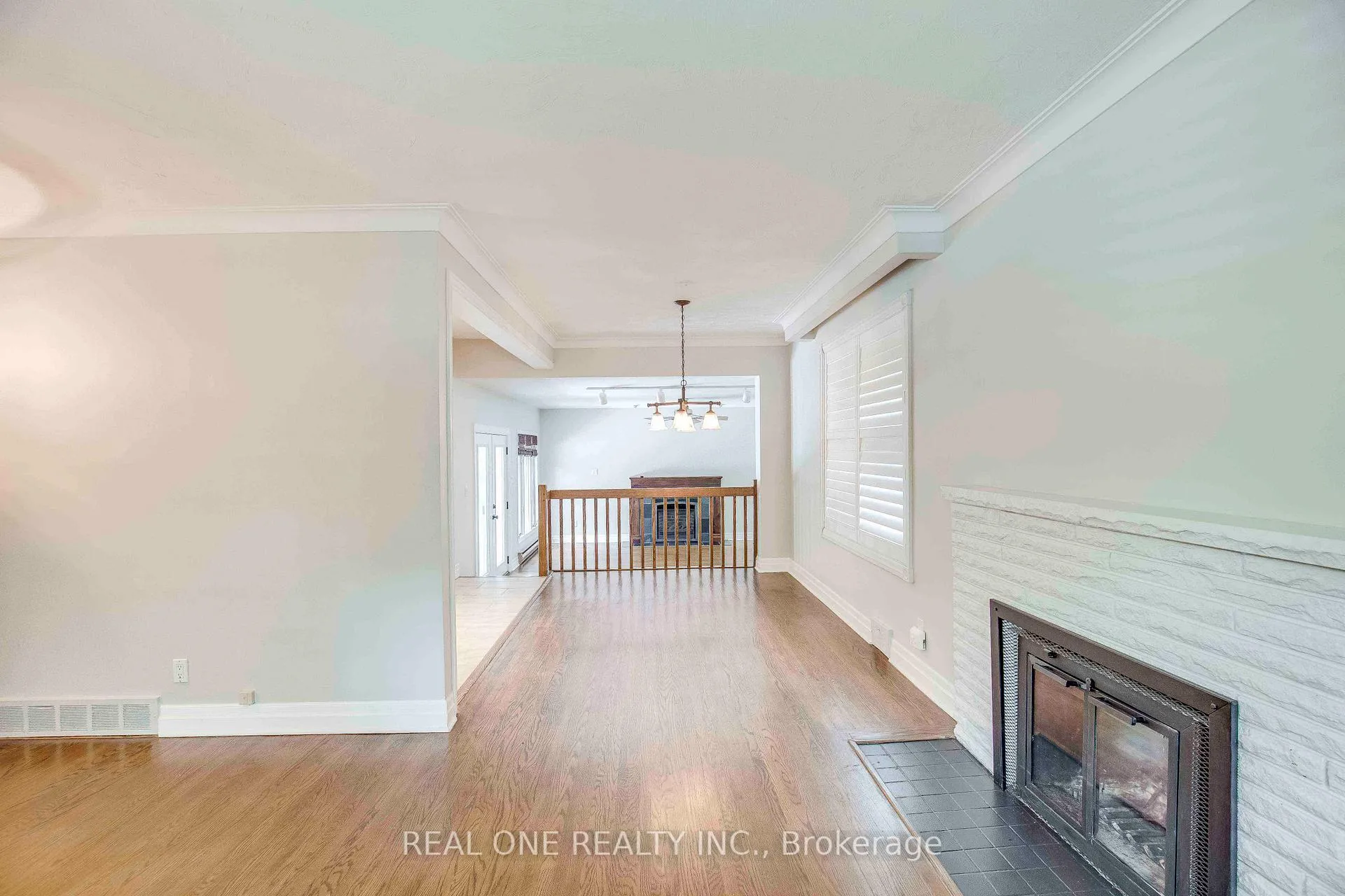 Photo 9 of 2030 Duncan Road, Oakville, Ford — HOMEH