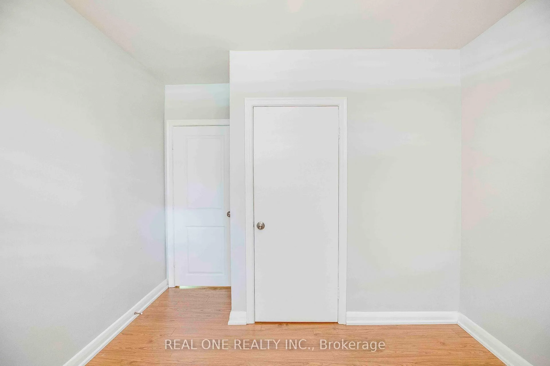 Photo 29 of 2030 Duncan Road, Oakville, Ford — HOMEH