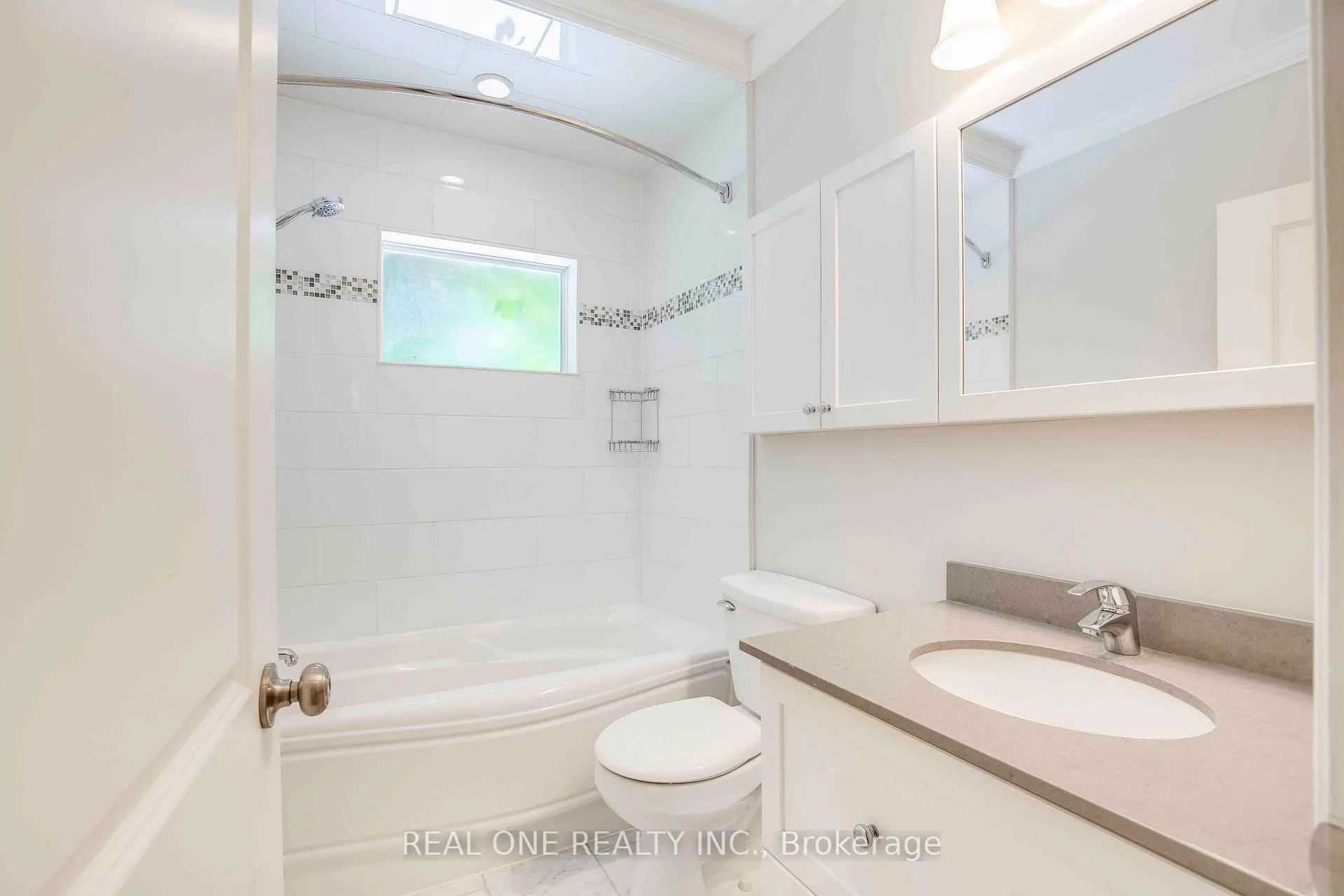 Photo 30 of 2030 Duncan Road, Oakville, Ford — HOMEH