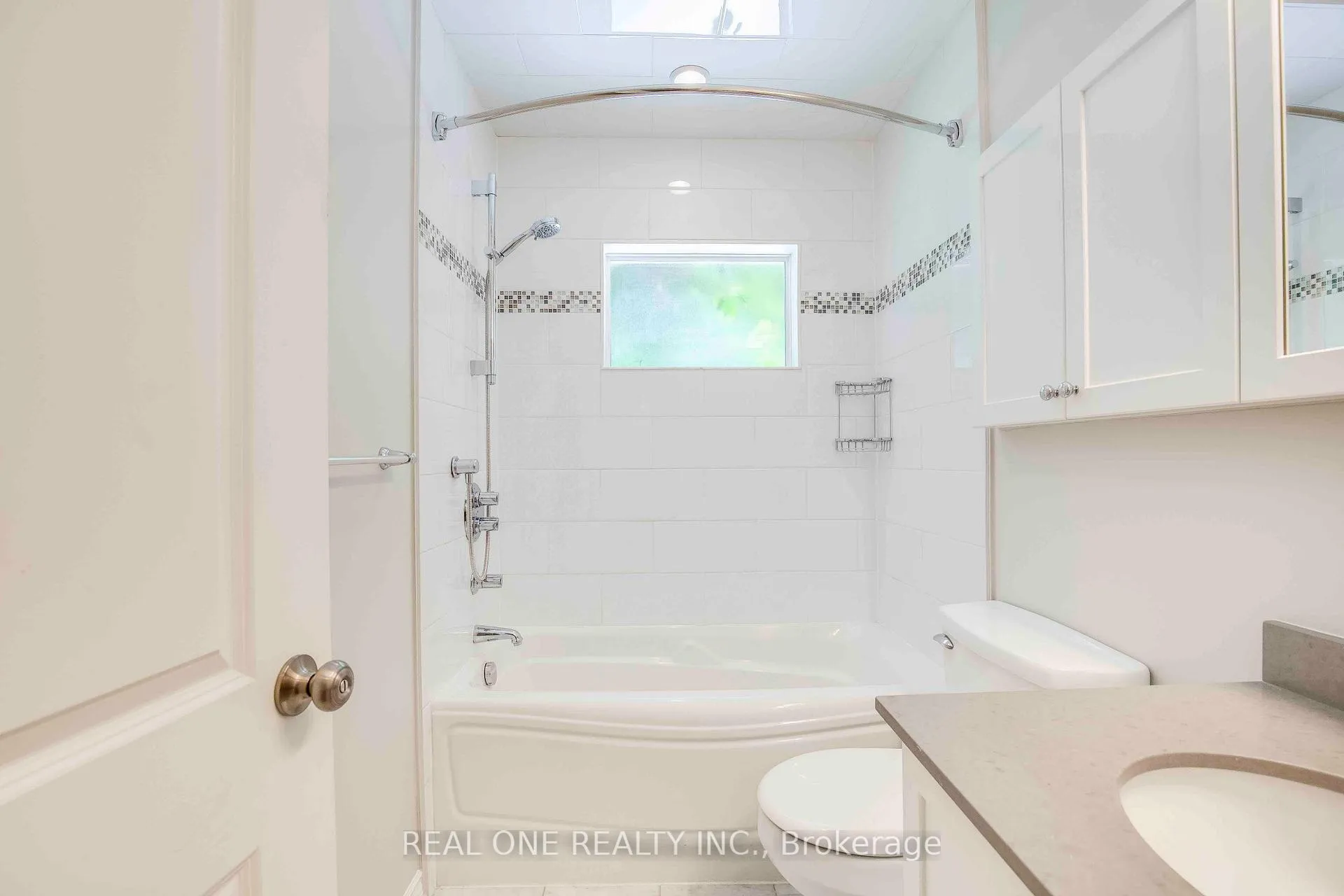 Photo 31 of 2030 Duncan Road, Oakville, Ford — HOMEH