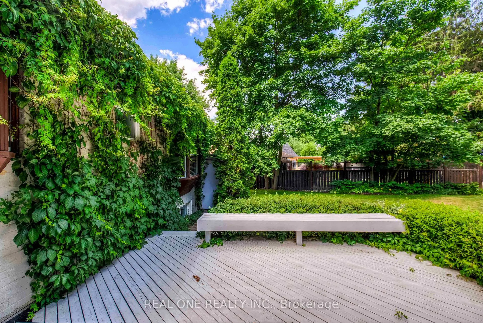 Photo 41 of 2030 Duncan Road, Oakville, Ford — HOMEH