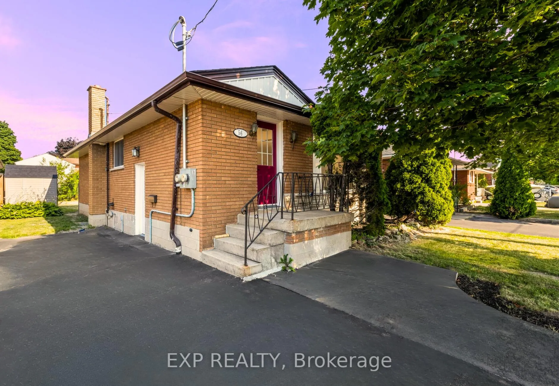 Photo 2 of 56 Moxley Drive, Hamilton, Lisgar — HOMEH