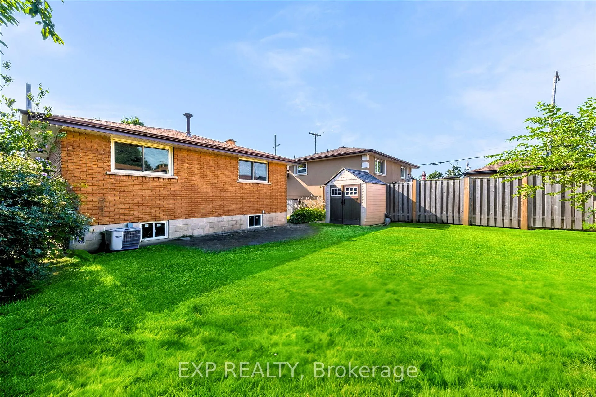 Photo 33 of 56 Moxley Drive, Hamilton, Lisgar — HOMEH